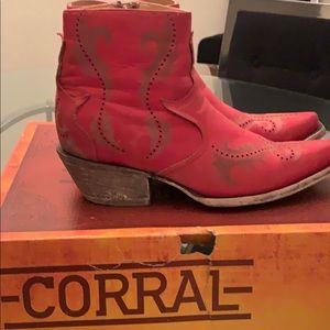 Red Corral cowboy boots